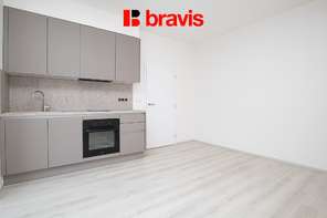 Pronájem bytu 1+kk, Brno - Trnitá, ul. Křenová, novostavba, balkon, výborná dostupnost do centra