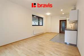 Sublease of a 2+kk apartment, Úpatní street, Brno - Nový Lískovec, terrace, air conditioning, possibility of reserved parking