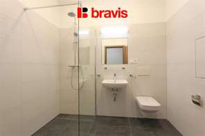 Sublease of a 2+kk apartment, Úpatní street, Brno - Nový Lískovec, terrace, air conditioning, possibility of reserved parking