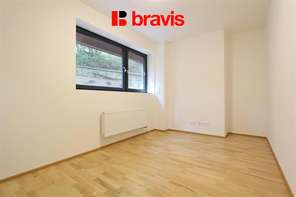 Sublease of a 2+kk apartment, Úpatní street, Brno - Nový Lískovec, terrace, air conditioning, possibility of reserved parking