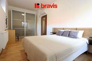 Sublease of a 2-bedroom apartment, Úpatní street, Brno - Nový Lískovec, terrace, air conditioning, possibility of reserved parking