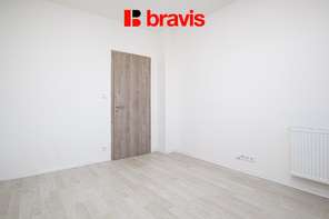 Podnájem bytu 2+kk, Brno - Trnitá, ul. Přízova, výborná občanská vybavenost, výtah