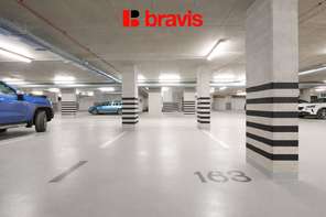 Pronájem bytu 1+kk, výhoda prvního nájemníka, Brno - Zábrdovice, ulice Bratislavská, sklep, balkon, parkování v garáži, zdarma gym a sauna