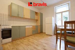 Pronájem průchozího pokoje v domě 3+1 ul. Brigádnická, zařízený, zahrada, sklep, Brno-Řečkovice a Mokrá Hora