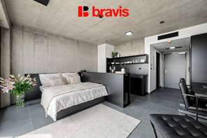 Nový 1+kk, Brno – Královopolská: Kompletně zařízený, s posilovnou a wifi