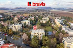 Velkorysý byt 3+1 s dvěma lodžiemi 110 m2 a potenciálem krásné rekonstrukce – Brno-Komín