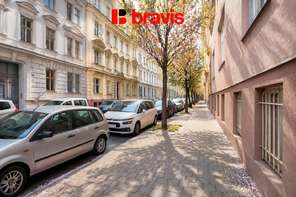 Pronájem kancelářských prostor, ul. Bezručova, Brno - Staré Brno, zrekonstruované, výtah