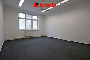 Pronájem kancelářských prostor, ul. Bezručova, Brno - Staré Brno, zrekonstruované, výtah