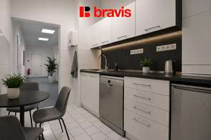 Pronájem kancelářských prostor, ul. Bezručova, Brno - Staré Brno, zrekonstruované, výtah