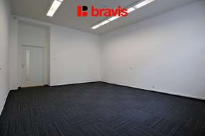 Pronájem kancelářských prostor, ul. Bezručova, Brno - Staré Brno, zrekonstruované, výtah