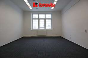 Pronájem kancelářských prostor, ul. Bezručova, Brno - Staré Brno, zrekonstruované, výtah