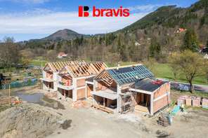 Sale of a 3-bedroom apartment with a terrace in the heart of the Beskydy Mountains - Ostravice, FOX ROX project, parking, storage room