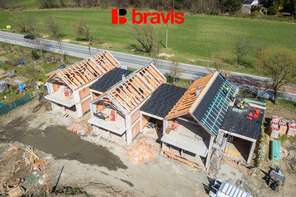 Prodej bytu 3+kk s terasou v srdci Beskyd – Ostravice, projekt FOX ROX, parkování, sklad