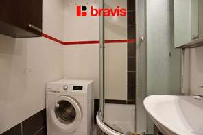 Pronájem bytu 1+1, ul. Fillova, Lesná, kompletně zařízený, lodžie, sklep