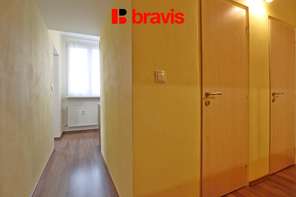 Pronájem bytu 1+1, ul. Fillova, Lesná, kompletně zařízený, lodžie, sklep