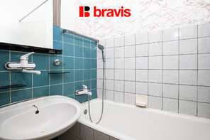 Prodej bytu 3+1, Šlapanice u Brna, ul. Brněnská, balkon, garáž