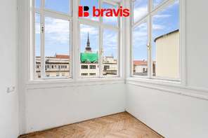 Exkluzivní prodej bytu 3+kk, Brno- centrum, Jakubské náměstí, balkón, zimní zahrada.