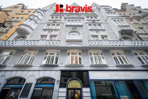 Exkluzivní prodej bytu 3+kk, Brno- centrum, Jakubské náměstí, balkón, zimní zahrada.