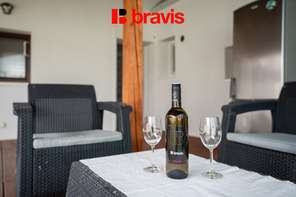 Prodej rodinného domu 2+1 se zahradou a garáží, Vrbice u Hustopečí