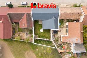 Prodej rodinného domu 2+1 se zahradou a garáží, Vrbice u Hustopečí