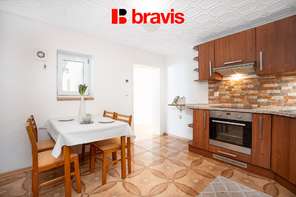 Prodej rodinného domu 2+1 se zahradou a garáží, Vrbice u Hustopečí