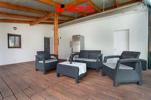 Prodej rodinného domu 2+1 se zahradou a garáží, Vrbice u Hustopečí