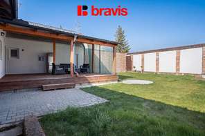 Prodej rodinného domu 2+1 se zahradou a garáží, Vrbice u Hustopečí