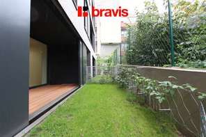 Pronájem luxusní novostavby bytu 2+kk, ul. Neumannova, Brno - Masarykova čtvrť, terasa, zahrada, šatna, klimatizace, garážové stání v ceně