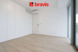 Pronájem bytu 2+kk, rezidence „INSADY“ na ul. Nové Sady, relaxační zahrada, novostavba, chytrá domácnost, rekuperace, klimatizace, terasa, garážové stání, sklep