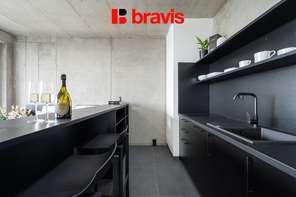 Nový 1+kk, Brno – Královopolská: Kompletně zařízený, s posilovnou a wifi, parkování