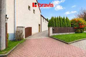 Pronájem skladovacího a výrobního prostoru, Brno - Bosonohy, ul.Pražská, parkování na vlastním pozemku