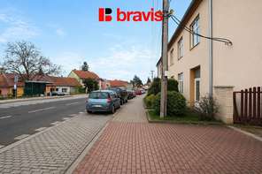 Pronájem skladovacího a výrobního prostoru, Brno - Bosonohy, ul.Pražská, parkování na vlastním pozemku