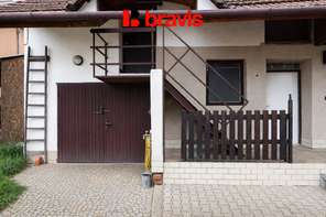 Pronájem skladovacího a výrobního prostoru, Brno - Bosonohy, ul.Pražská, parkování na vlastním pozemku