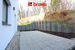 Pronájem bytu 2+kk, ulice Myslínova, Brno - Královo Pole, Vila „Pod Zaječí horou“, terasa se zahrádkou, 2 parkovací stání, sklep