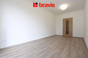 Pronájem bytu 2+kk, ulice Myslínova, Brno - Královo Pole, Vila „Pod Zaječí horou“, terasa se zahrádkou, 2 parkovací stání, sklep