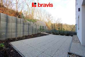 Pronájem bytu 2+kk, ulice Myslínova, Brno - Královo Pole, Vila „Pod Zaječí horou“, terasa se zahrádkou, 2 parkovací stání, sklep