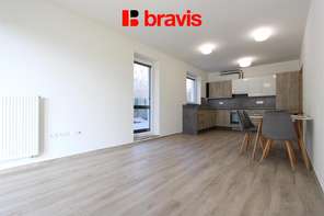 Pronájem bytu 2+kk, ulice Myslínova, Brno - Královo Pole, Vila „Pod Zaječí horou“, terasa se zahrádkou, 2 parkovací stání, sklep