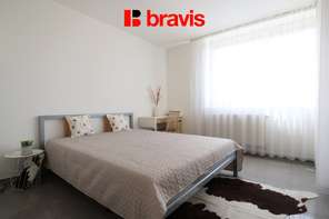 Pronájem nadstandardního bytu 2+kk, Brno – Královo Pole, Nové Semilasso – wellness a internet v ceně, balkon, klimatizace, garáž