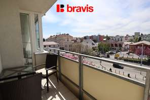 Pronájem nadstandardního bytu 2+kk, Brno – Královo Pole, Nové Semilasso – wellness a internet v ceně, balkon, klimatizace, garáž