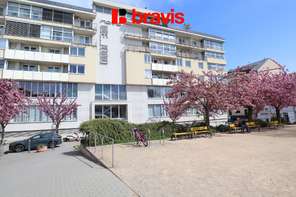 Pronájem nadstandardního bytu 2+kk, Brno – Královo Pole, Nové Semilasso – wellness a internet v ceně, balkon, klimatizace, garáž