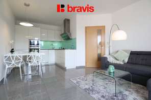 Pronájem nadstandardního bytu 2+kk, Brno – Královo Pole, Nové Semilasso – wellness a internet v ceně, balkon, klimatizace, garáž