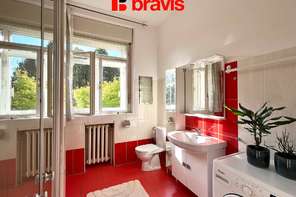 Pronájem atypicky řešeného bytu 2+1, Pisárky, Lipová ul., možnost parkování, terasa