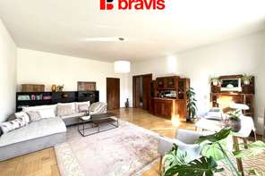 Pronájem atypicky řešeného bytu 2+1, Pisárky, Lipová ul., možnost parkování, terasa