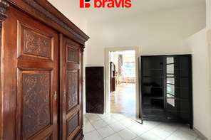 Pronájem atypicky řešeného bytu 2+1, Pisárky, Lipová ul., možnost parkování, terasa