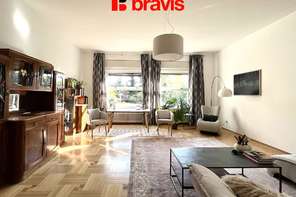 Pronájem atypicky řešeného bytu 2+1, Pisárky, Lipová ul., možnost parkování, terasa