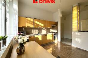 Pronájem atypicky řešeného bytu 2+1, Pisárky, Lipová ul., možnost parkování, terasa