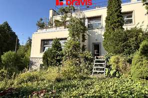 Pronájem atypicky řešeného bytu 2+1, Pisárky, Lipová ul., možnost parkování, terasa