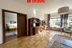 Pronájem atypicky řešeného bytu 2+1, Pisárky, Lipová ul., možnost parkování, terasa