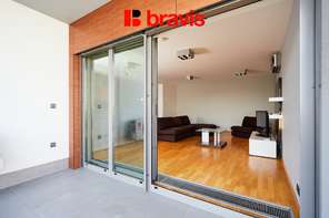 Pronájem bytu 2+kk, Brno - střed, ul. Kopečná, kompletně zařízený, možnost parkování, výborná dostupnost