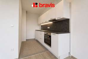 Prodej hezkého bytu 1+kk s balkónem 42m2, ul. Bělohorská, Brno - Židenice, parkování, sklep